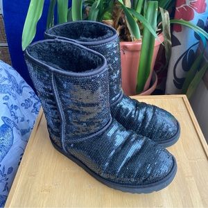 UGG Short Black Sequin Suede Boots Womens 9